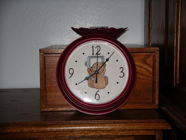 clocks_tomom042907.jpg