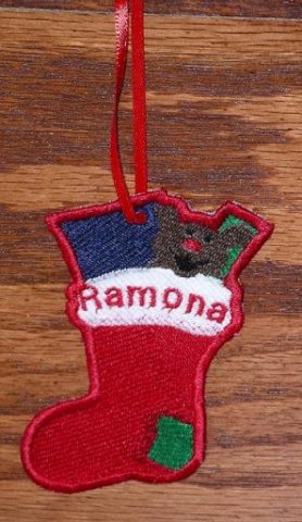 miscellaneousfrommom_xmasornamentfrommom1208.jpg