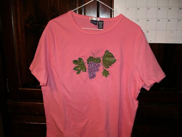 shirtfrommom_shirtfrommom_grapes.jpg