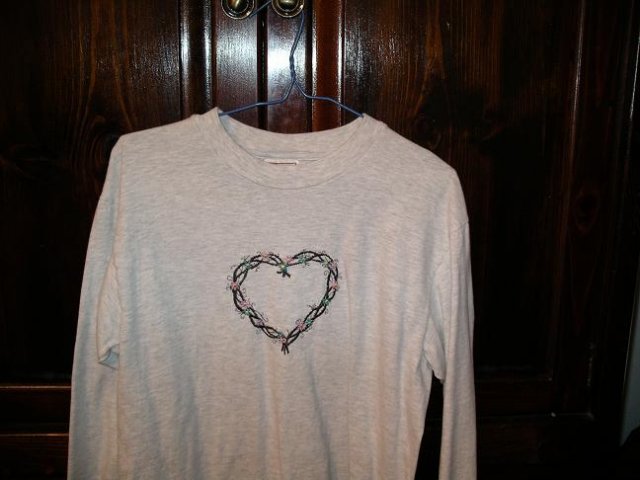 shirtfrommom_shirtfrommom_heartframe.jpg