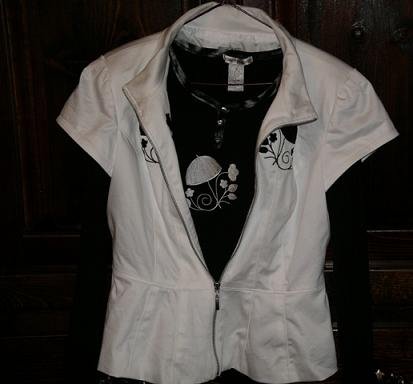shirtfrommom_whiteblackbday2010_2.jpg