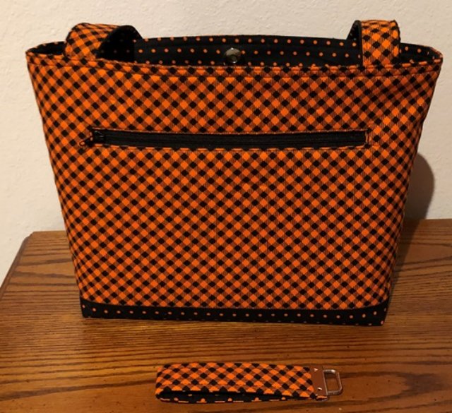 purse_121918_2.jpg