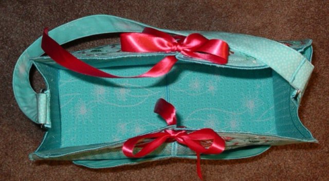 totes_corsetbag0611137.jpg